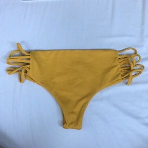 STONE FOX SWIM - yellow cheeky bottoms